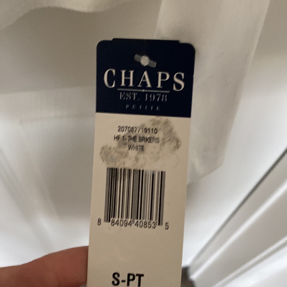 *NEW* “Chaps” white jacket; size small petite - Picture 7 of 11